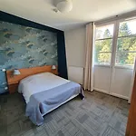 Restaurant La Creperie Du Chateau Hotel 2*