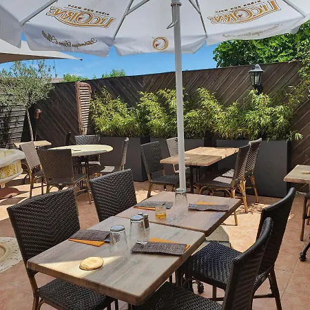 Restaurant Crêperie Du Château Hotel