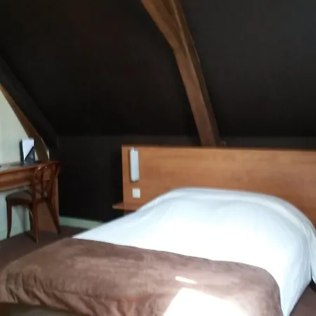 Hotel Restaurant La Creperie Du Chateau 2*