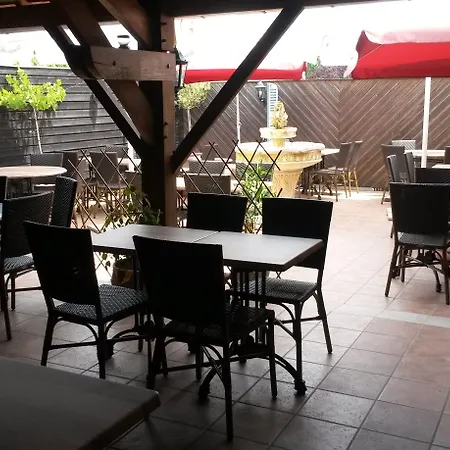 Restaurant Crêperie Du Château Hotel 2*